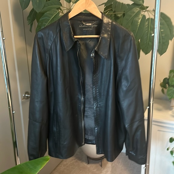 Like new Ferragamo black leather bomber.  Perfect condition.  Barely used. - Picture 1 of 6